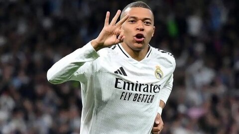 Kylian Mbappe: Hãy học điều này từ thần tượng Crisitano Ronaldo!  Kylian Mbappe: Hãy học điều này từ thần tượng Crisitano Ronaldo!